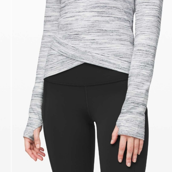 Lululemon Close to Crossing Long Sleeve *Rulu. White, Grey. Striped. Size XS - Picture 4 of 12